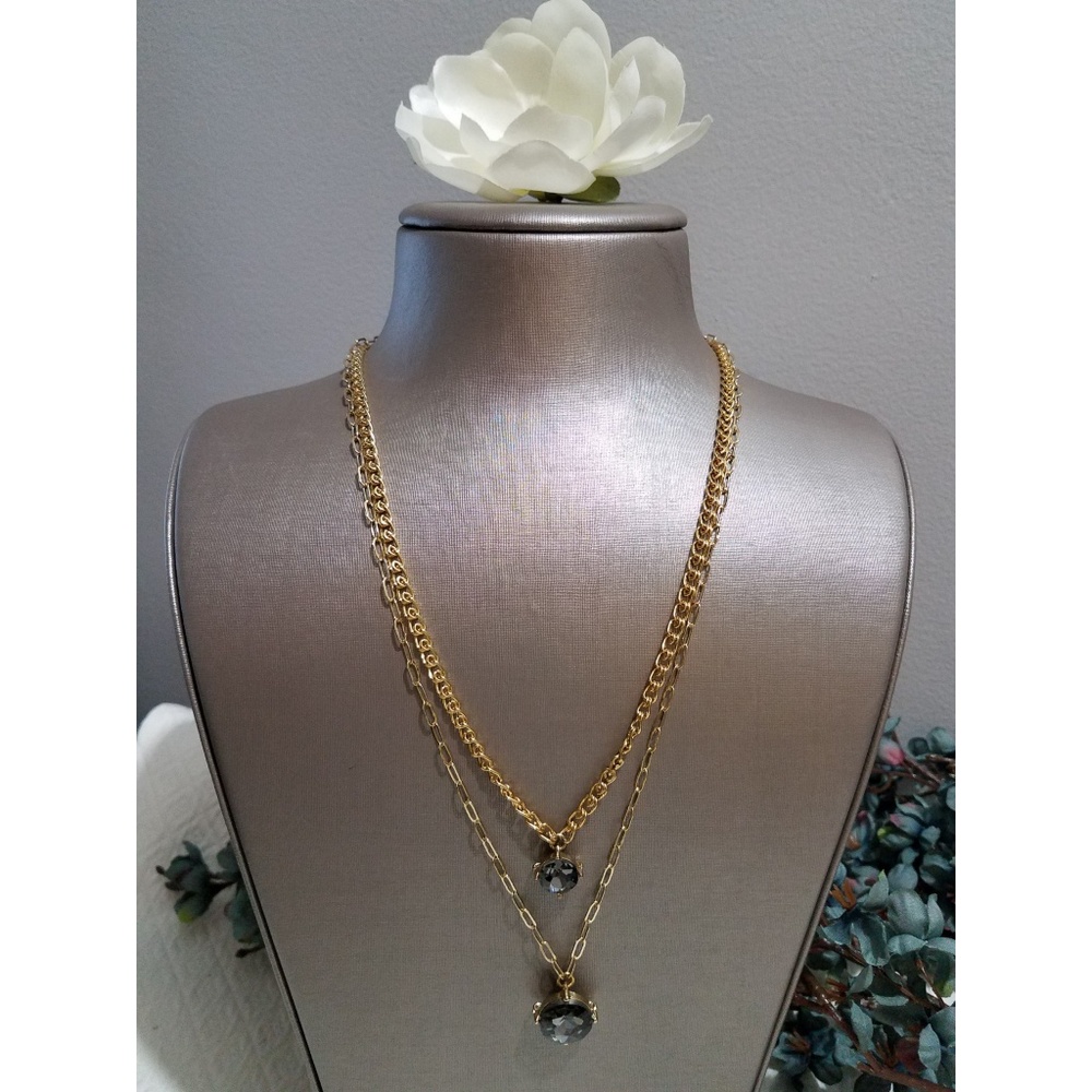 Double stud necklace